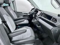 Gebraucht VW T6.1 150 PS (110 kW) 2021 Grau Van