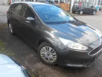 Gebraucht Ford Focus Trend 101 PS (74 kW) 2017 Grau Limousine