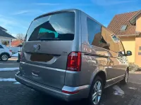 Gebraucht VW Multivan Comfortline 150 PS (110 kW) 2017 Van / Kleinbus