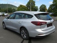Używany Ford Focus Titanium 120 KM (88 kW) 2022 Srebrny Kombi
