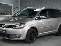 Gebraucht VW Touran Cup 140 PS (102 kW) 2014 Beige Van / Kleinbus