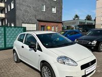 Gebraucht Fiat Punto 69 PS (50 kW) 2012 Weiß Kleinwagen