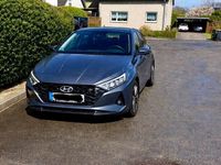Gebraucht Hyundai i20 101 PS (74 kW) 2023 Grau Kleinwagen