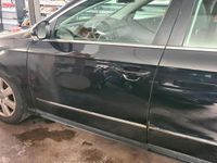 Gebraucht VW Passat 140 PS (102 kW) 2007 Schwarz Kombi