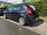 Gebraucht Hyundai i30 109 PS (80 kW) 2009 Schwarz Limousine