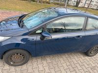 Gebraucht Ford Fiesta Trend 60 PS (44 kW) 2009 Blau Kleinwagen