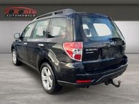 Usado Subaru Forester Comfort 147 CV (108 kW) 2012 Negro SUV