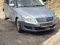 Gebraucht Skoda Roomster 105 PS (77 kW) 2010 Silber Van / Kleinbus