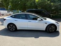 Gebraucht Tesla Model 3 Standard Range Plus 239 kW (325 PS) 2021 Weiß Limousine