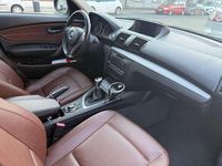Gebraucht BMW 116 116 PS (85 kW) 2011 Schwarz Kleinwagen