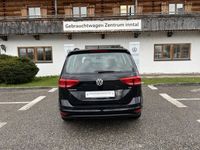 Gebraucht VW Touran Comfortline 116 PS (85 kW) 2016 Schwarz Van / Kleinbus