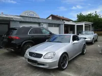 Gebraucht Mercedes SLK230 193 PS (141 kW) 2000 Silber Cabrio