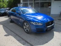 Gebraucht Jaguar XE Pure 179 PS (131 kW) 2017 Blau Limousine