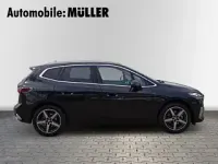 Gebraucht BMW 220 Active Tourer Luxury Line 156 PS (114 kW) 2024 Black sapphire metallic Van / Kleinbus