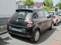 Używany Renault Twingo LIMITED 90 KM (66 kW) 2017 Czarny Hatchback