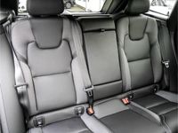 Gebraucht Volvo XC60 Plus 197 PS (144 kW) 2023 Platinum grey / metallic SUV