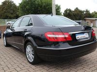 Gebraucht Mercedes E300 204 PS (150 kW) 2012 Schwarz Limousine