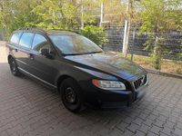 Second-hand Volvo V70 145 CP (106 kW) 2009 Negru Break