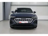 Gebraucht Audi Q8 e-tron S-Line 300 kW (408 PS) 2024 Blau SUV