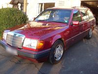 Gebraucht Mercedes E230 132 PS (97 kW) 1992 Rot Kombi