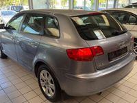 Second-hand Audi A3 Ambiente 116 CP (85 kW) 2006 Argintiu Hatchback