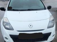 Gebraucht Renault Clio II Authentique 75 PS (55 kW) 2010 Weiß Limousine