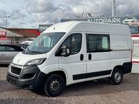Gebraucht Peugeot Boxer 163 PS (119 kW) 2020 Weiß Van