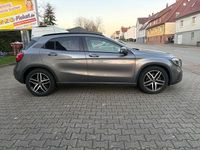 Gebraucht Mercedes GLA220 184 PS (135 kW) 2017 Grau SUV