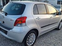 Gebraucht Toyota Yaris Sol 101 PS (74 kW) 2009 Silber Kleinwagen