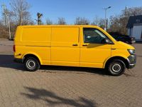 Second-hand VW Transporter 102 CP (75 kW) 2016 Galben Van