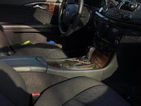 Gebraucht Mercedes E240 177 PS (130 kW) 2002 Blau Limousine