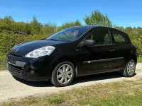 Używany Renault Clio III 75 KM (55 kW) 2012 Czarny Hatchback
