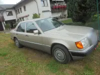 Gebraucht Mercedes 230 132 PS (97 kW) 1990 Beige Limousine