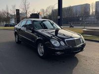 Gebraucht Mercedes E300 Avantgarde 211 PS (155 kW) 2008 Schwarz Limousine