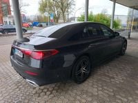 Używany Mercedes E220 Advanced 197 KM (144 kW) 2023 Czarny Sedan/Limuzyna