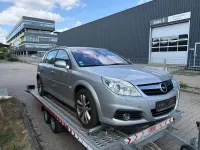 Gebraucht Opel Signum Edition 155 PS (114 kW) 2006 Starsilber iii m2 Kleinwagen
