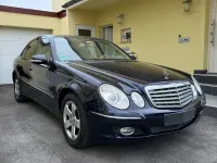 Używany Mercedes E220 170 KM (125 kW) 2006 Niebieski Sedan/Limuzyna
