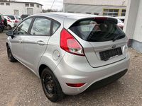 Gebraucht Ford Fiesta Trend 80 PS (58 kW) 2017 Polarsilber metallic Kleinwagen
