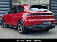 Gebraucht Porsche Cayenne 475 PS (349 kW) 2024 Rot SUV
