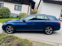 Gebraucht Mercedes C300 245 PS (180 kW) 2019 Blau Kombi