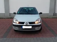 Używany Renault Clio II Authentique 58 KM (42 kW) 2003 Srebrny Sedan/Limuzyna