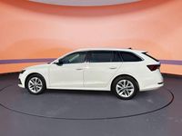 Gebraucht Skoda Octavia 116 PS (85 kW) 2023 Weiß Kombi