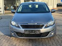 Gebraucht Peugeot 308 Active 131 PS (96 kW) 2016 Grau Limousine