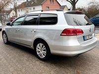 Gebraucht VW Passat Trendline 105 PS (77 kW) 2011 Grau Kombi