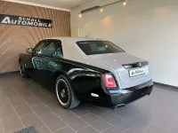 Gebraucht Rolls Royce Phantom 571 PS (419 kW) 2024 Schwarz Limousine