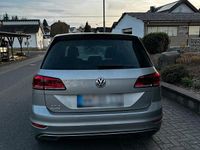 Gebraucht VW Golf VII 150 PS (110 kW) 2018 Silber Kombi