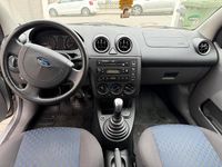 Gebraucht Ford Fiesta 100 PS (73 kW) 2002 Grau Kleinwagen