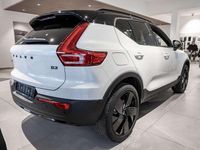 Neu Volvo XC40 Plus 163 PS (119 kW) 2026 Weiß SUV