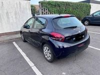 Gebraucht Peugeot 208 Active 83 PS (61 kW) 2019 Schwarz Kleinwagen