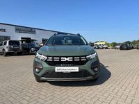 Gebraucht Dacia Sandero Extreme 101 PS (74 kW) 2025 Safarigrüngrau Kleinwagen